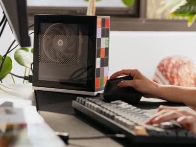 Framework Hadirkan Desktop Mini PC Modular dengan Performa Kuat dari AMD