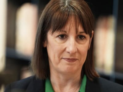 Kenaikan Pajak dan Upah Minimal Ancam 160.000 Pekerja Ritel Paruh Waktu