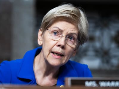 Elizabeth Warren Desak Penjelasan Sikap Terhadap Kemerdekaan Federal Reserve