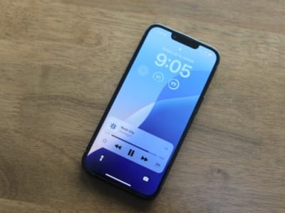 iPhone 16e: iPhone Terjangkau Dengan Chip Terbaru dan AI Canggih dari Apple