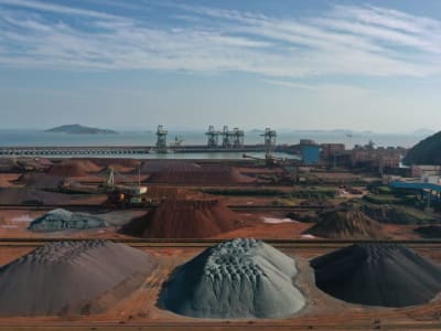 Harga Bijih Besi Turun karena Tarif Baja China Meningkat dan Impor Naik