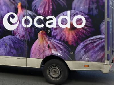 Ocado Optimis Capai Arus Kas Positif Meski Proyek Robotik Melambat