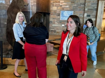 Fed Tetap Tahan Suku Bunga Sampai Inflasi Turun ke Target 2%