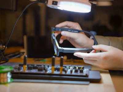 Maya dari Sesame: Asisten Suara AI Baru yang Bikin Percakapan Lebih Hidup