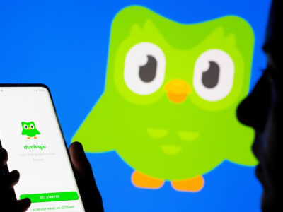 Duolingo Optimis Pendapatan 2025 Melampaui Ekspektasi dengan Fitur AI