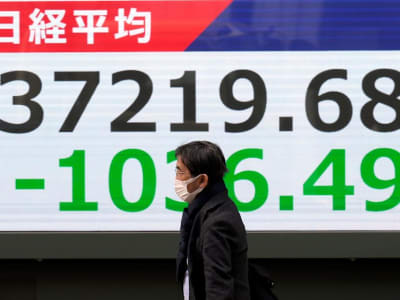 Pasar Saham Asia Jatuh Setelah Trump Tingkatkan Tarif dan Saham AI Merosot