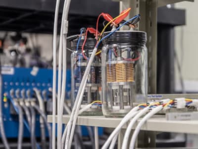 Inovasi Baterai Solid-State Tanpa Anoda untuk Kendaraan Listrik Jarak Jauh