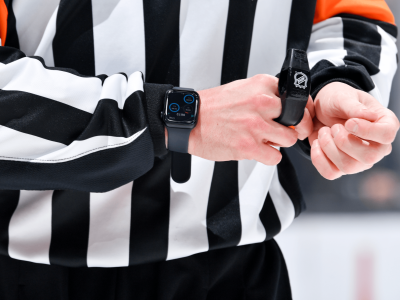 Apple Watch Jadi Solusi Baru Bagi Wasit NHL Dalam Memantau Pertandingan