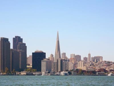 Perubahan Besar di Tempat Kerja dan AI: Apa Artinya bagi Masa Depan Karier?