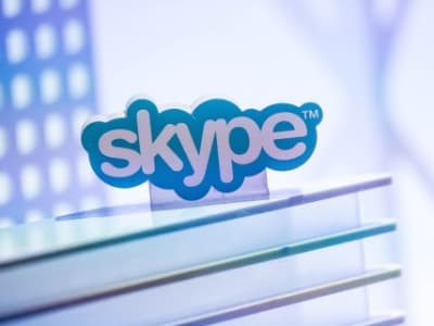 Rahasia Skype dan Perang Enkripsi dalam Pengawasan Digital Global