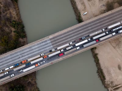 Trump Rencanakan Tarif Besar ke Kanada, Meksiko, dan China, Risiko Perang Dagang Meningkat