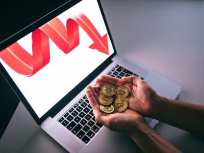 Dampak Tarif 25% Trump dan Ketidakpastian Dana Cadangan Bikin Harga Bitcoin Anjlok