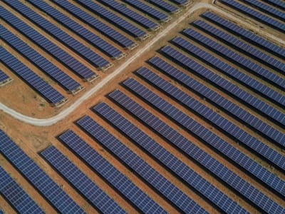 Investasi Besar di Energi Terbarukan Dorong Transisi Afrika Selatan dari Batubara