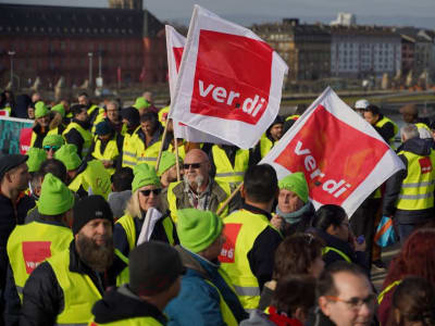 Verdi dan DHL Sepakati Kenaikan Gaji 5% untuk Pekerja di Tahun 2025-2026