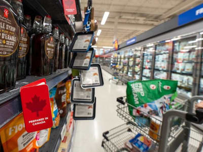 Tarif Impor Trump Picu Penurunan Pasar Saham dan Harga Saham Ritel Otomotif