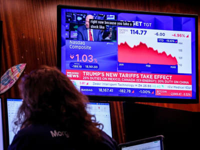 Pasar Saham AS Turun Tajam Karena Tarif Trump dan Kekhawatiran Ekonomi