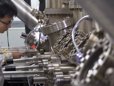 Peneliti Beijing Pecahkan Rekor Dunia Penyimpanan Cahaya Lebih dari Satu Jam