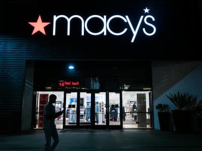 Macy's Hadapi Tekanan Tarif dan Konsumen, Proyeksi Pendapatan Menurun