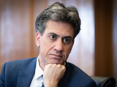 Kerugian £110 Miliar Inggris Akibat Aset Bahan Bakar Fosil Tak Bernilai di Era Net Zero