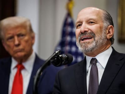 Trump Tunda Tarif 25% untuk Barang USMCA, Berikan Napas bagi Kanada dan Meksiko