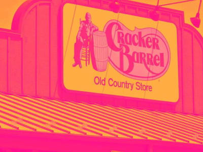 Cracker Barrel Catat Performa Kuartal Unggul, Saham Melonjak Signifikan