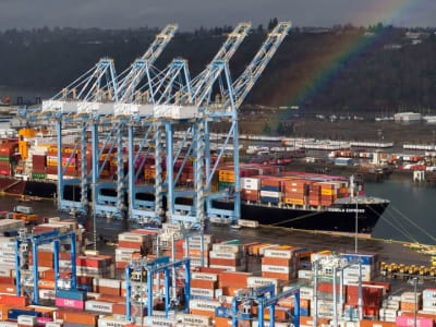 Trump Tunda Tarif USMCA, Meredam Ketegangan Perdagangan dengan Meksiko dan Kanada