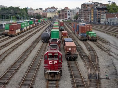 Trump Beri Keringanan Tarif USMCA untuk Minimalkan Dampak Otomotif