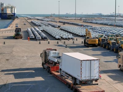 Pertumbuhan Ekspor China Melambat di Awal Tahun Akibat Tarif AS