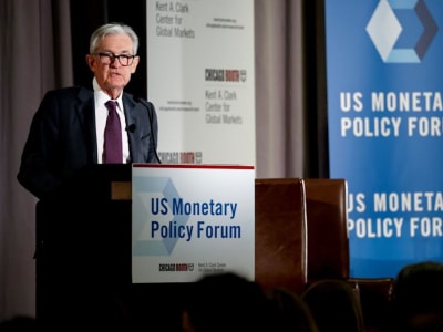 Jerome Powell Tegaskan Fed Tunggu Kejelasan di Tengah Ketidakpastian Ekonomi AS