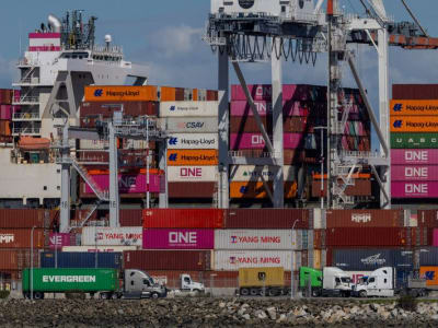 Rencana Trump Picu Krisis Logistik Global karena Tarif Tinggi Kapal China