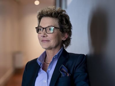 Fed Tegaskan Suku Bunga Tetap Saat Ketidakpastian Ekonomi Meningkat