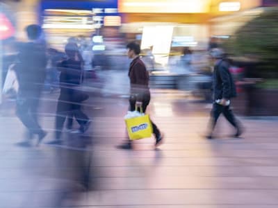 Inflasi China Merosot ke Negatif, Tekanan Deflasi Makin Menguat