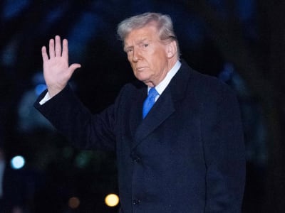 Dampak Kebijakan Perdagangan Trump: Risiko Resesi dan Tantangan Ekonomi AS