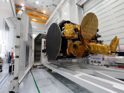 Thales Alenia Space Terima Pesanan Satelit Komunikasi JSAT-32 untuk Asia