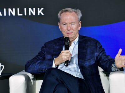 Eric Schmidt Ambil Alih Relativity Space, Tantang Industri Roket yang Sulit