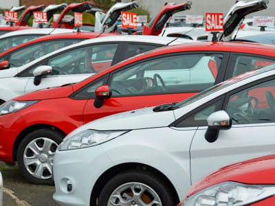 FCA Luncurkan Skema Kompensasi Otomatis untuk Pengemudi Korban Pinjaman Mobil