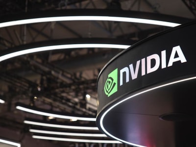 Tekanan Besar Memukul Saham Big Tech di Tengah Landaian Pertumbuhan AI