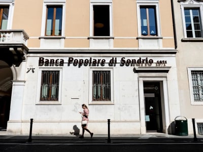 Banca Popolare di Sondrio Tingkatkan Dividen untuk Lawan Tawaran Akuisisi