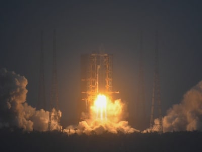 China Luncurkan Satelit Komersial Baru Tantang Starlink Dalam Layanan Internet