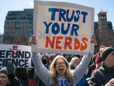 Peneliti AS Pertimbangkan Pindah Akibat Kebijakan Trump yang Merugikan Riset