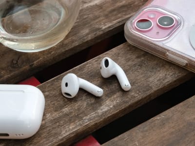 Apple Siapkan Fitur Terjemahan Langsung di AirPods untuk iOS 19