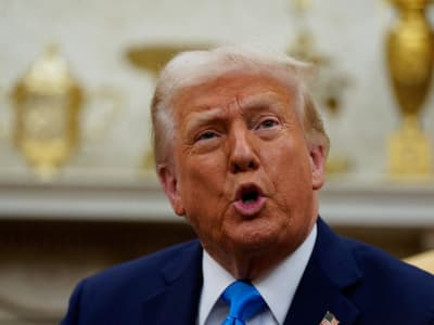 Trump Ancam Tarik Tarif 200% Pada Minuman Alkohol Eropa, Perang Dagang Makin Panas