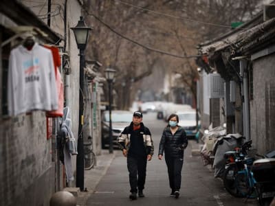 Tiongkok Dorong Konsumen Pakai Kartu Kredit Agar Ekonomi Bangkit