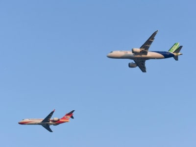 Vietnam Dorong Penggunaan Pesawat Regional China C909 untuk Meningkatkan Industri Penerbangan