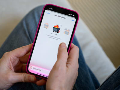 Apple Tunda Fitur Siri Baru, Tim Mengaku Frustrasi dan Tekanan Meningkat