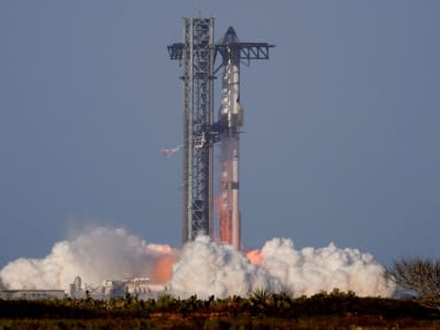 SpaceX Siap Kirim Starship dan Robot Optimus Ke Mars Akhir Tahun Depan