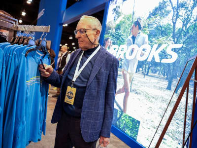 Ronald Olson Harus Mundur dari Dewan Berkshire Hathaway Karena Batas Usia Baru