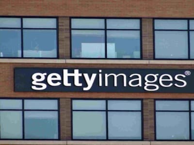 Prediksi Kinerja Getty Images: Saham Layak Beli atau Jual Menjelang Laporan?