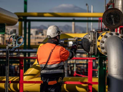 Harga Minyak Naik Karena Langkah China, Tapi Masih Bayang-Bayang Perang Dagang dan OPEC+