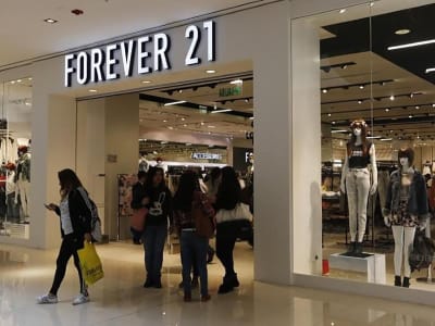 Forever 21 Ajukan Kebangkrutan Karena Penurunan Penjualan & Persaingan Online